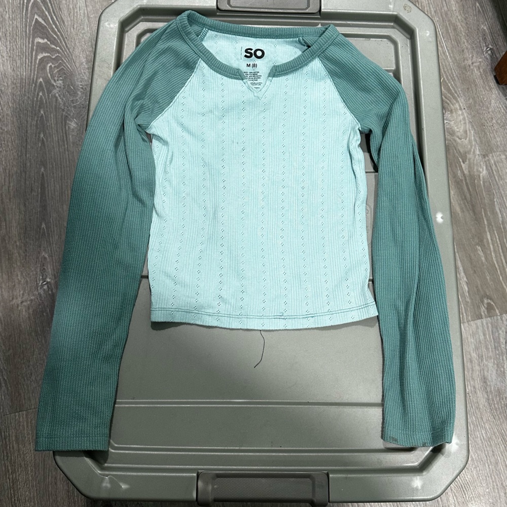 Long sleeve girls shirt